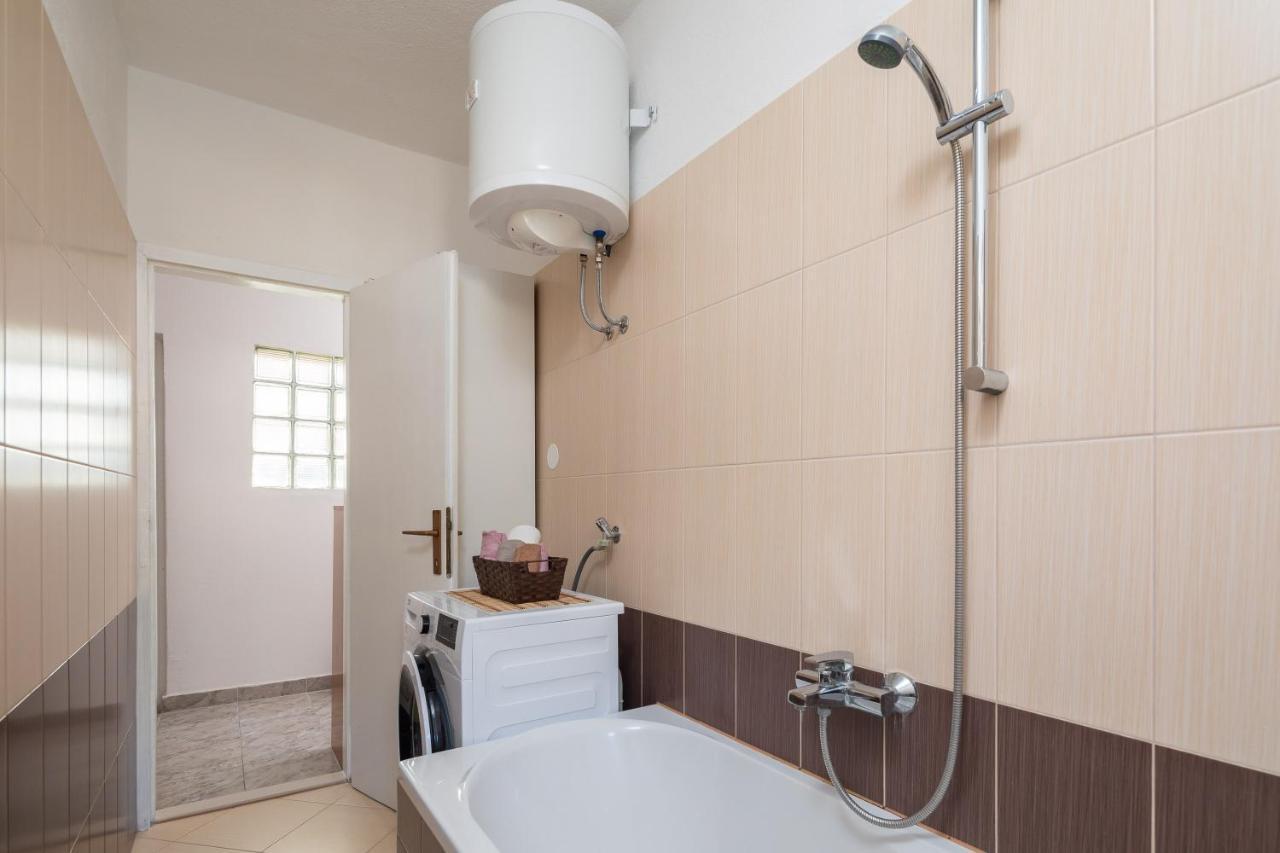 Apartment Beba ドゥギ・ラット エクステリア 写真